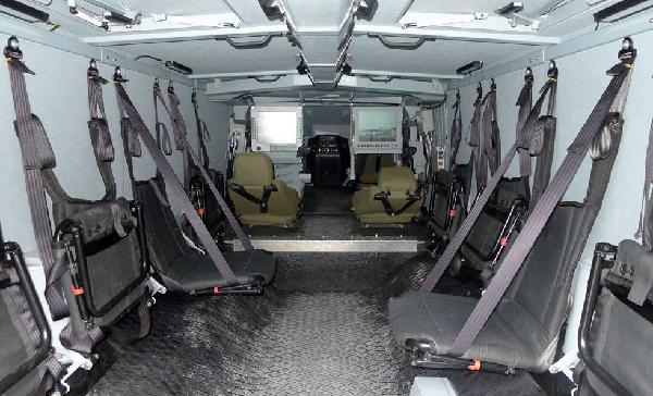 资料图:"barys"装甲车内部特写.