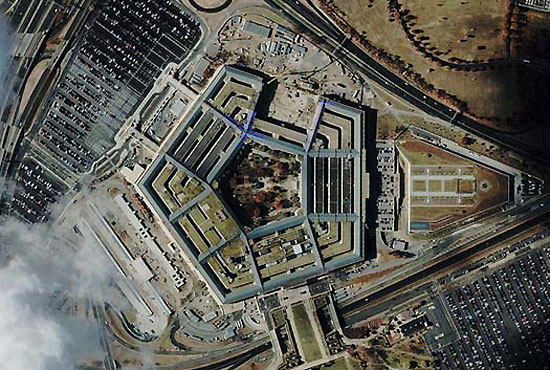图为：美国国防部所在地五角大楼。