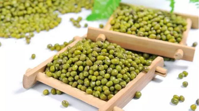 绿豆，没煮熟究竟能不能吃？